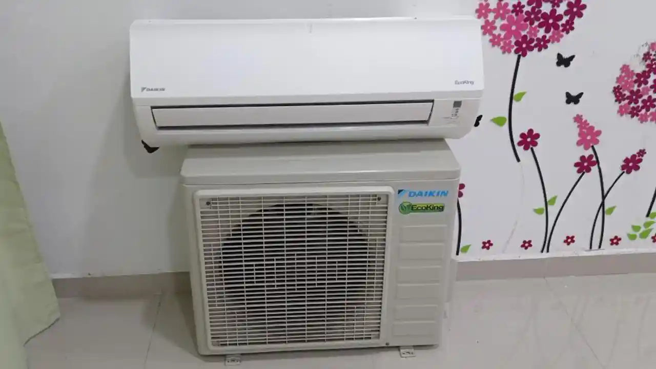 Harga Aircond Daikin Hp, ,Hp dan . Hp Inverter